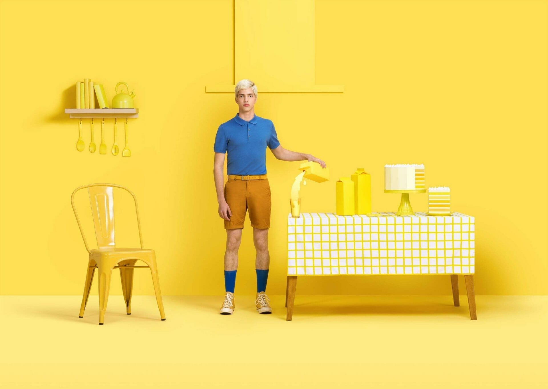 yellow monochromatic colour photo